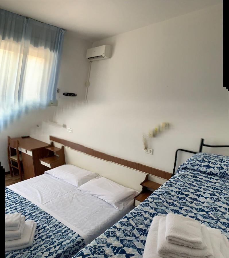 Hotel Estense Rimini Exteriér fotografie
